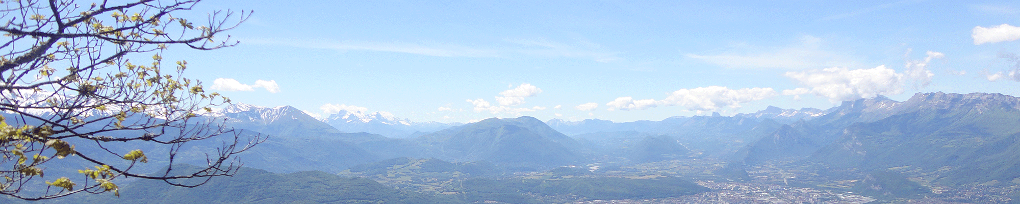 Grenoble, et ses chaînes de montagne